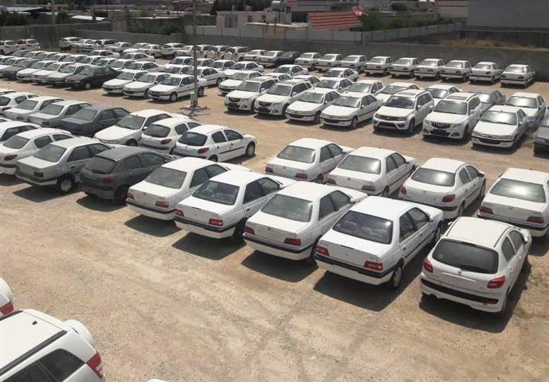 کشف انبار احتکار خودروهای سواری در مهاباد
