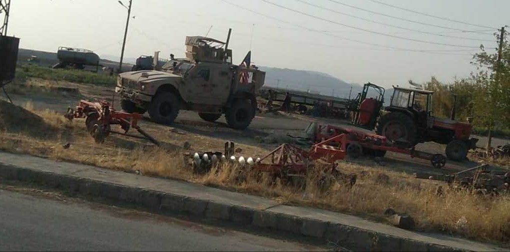 گشتزنی نیروهای آمریکایی در حومه دیرک 