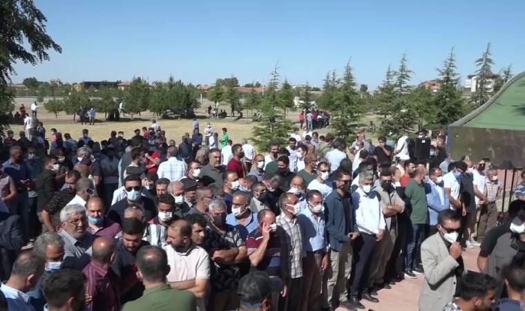 مراسم تدفین قربانیان حملۀ نژادپرستانۀ قونیه برگزار شد