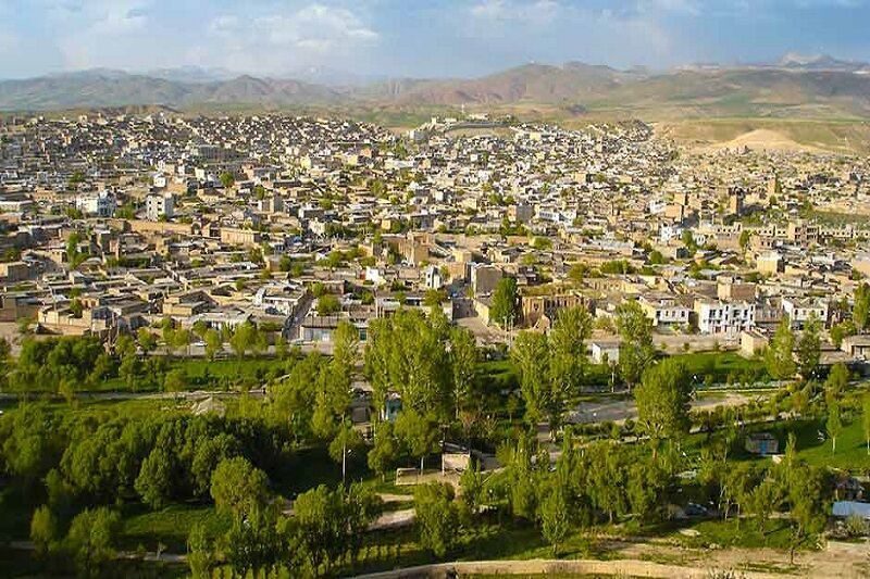 عالیجنابان ؛ خون شما از خون جوانان و مردم تکاب رنگين تر نيست!