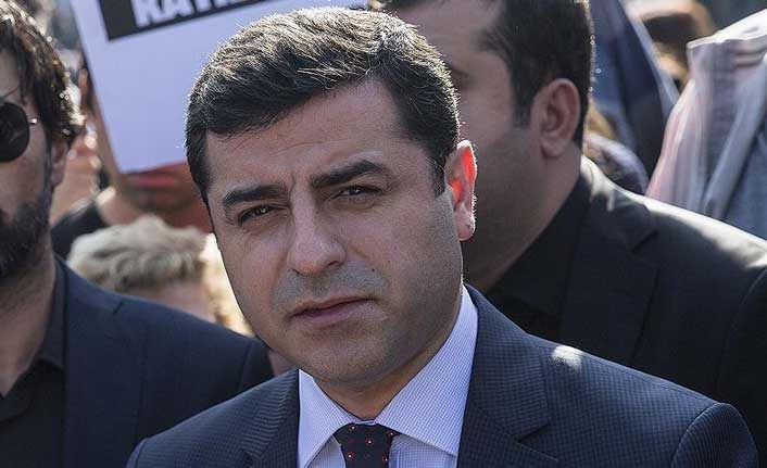 حکومت باعث ایجاد این تنش ها و کشتارها است/بیایید با صبوری و عاقلانه حرکت کنیم