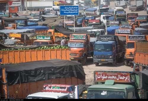 میزان بارگیری و ترانزیت کالا در  پرویزخان از مرز ۴۰۰ هزار تن گذشت