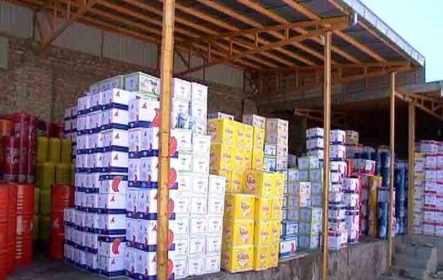 کشف انبار احتکار روغن موتور در ایلام