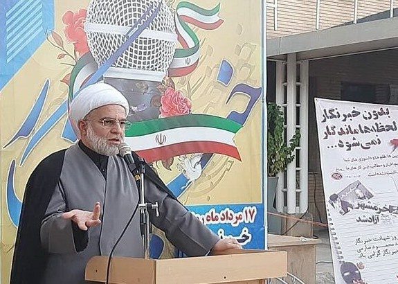 بنیه های رسانه ای در استان باید تقویت شود/رفع دغدغه مالی خبرنگاران در دستور کار باشد