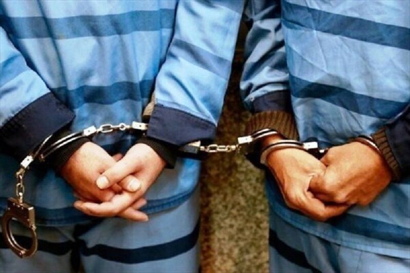 اعضای باند انتشار عکس و فیلم خصوصی در فضای مجازی در دهگلان دستگیر شدند