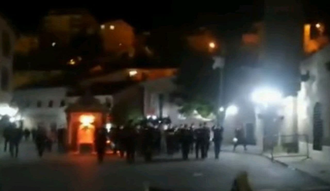 حمله شبانه پلیس ترکیه به اصناف و کسبه شهر کردنشین بیتلیس برای تخلیه محل کسب