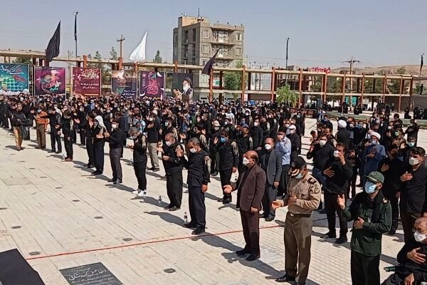 کرمانشاه در روز عاشورا یکپارچه عزا بود
