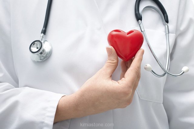 استاندار آذربایجان غربی: سلامت جسم و جان جامعه مرهون خدمات حیات بخش پزشکان