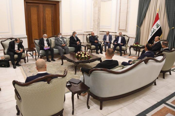 دیدار امیر عبداللهیان با برهم صالح/ اعلام پیام دعوت‌ آیت اللە رئیسی برای سفر به ایران