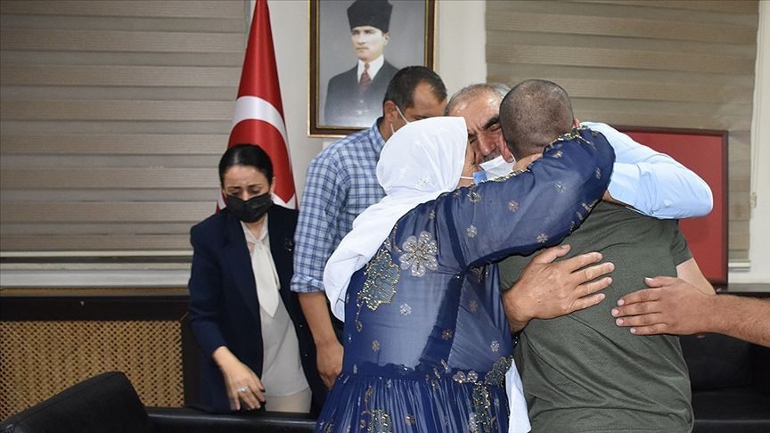 پشت پرده تحصن «مادران دیاربکر» در مقابل ساختمان HDP