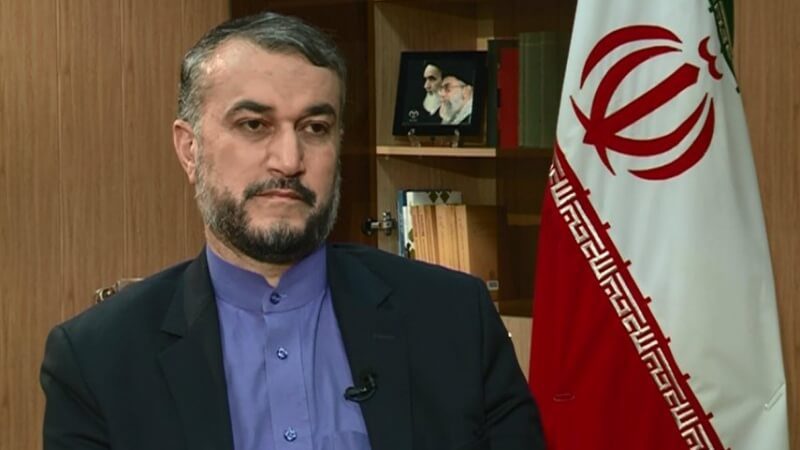 FM holds talks with envoy, Iranian officials in Iraq