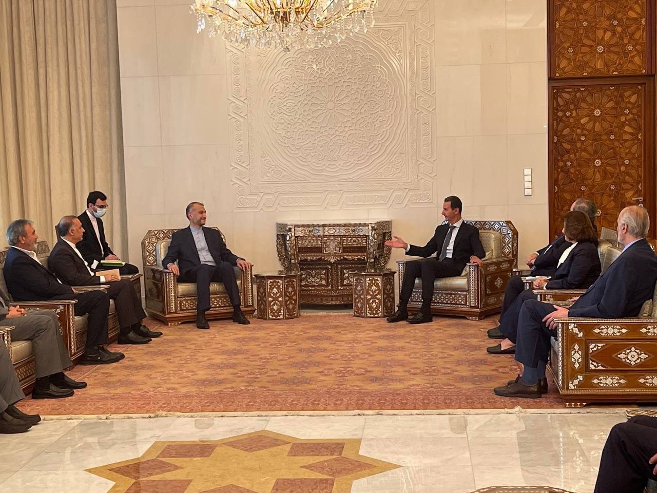کۆبوونەوەی وەزیری دەروەی ئێران و بەشار ئەسەد