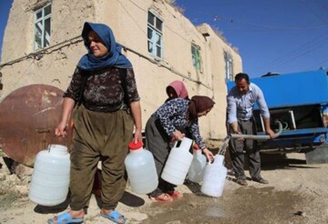 قطعی برق تامین آب شهری ربط را با مشکل روبه رو کرد