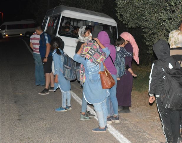 خروج غیر قانونی بیش از هزار نفر از مرز بازرگان متوقف شد
