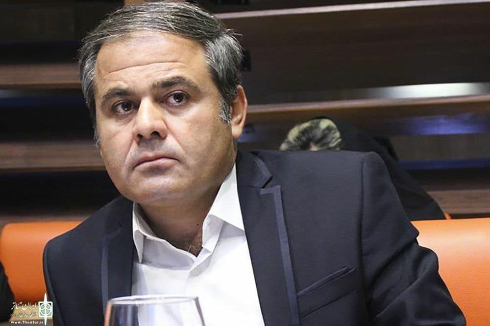 فاتح بادپروا دبیر سی و دومین جشنواره تئاتر استانی کردستان شد