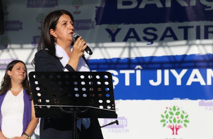 حکومت AKP/MHP دیگر توان مدیریت کشور را ندارد / باید ائتلاف صلح تشکیل شود