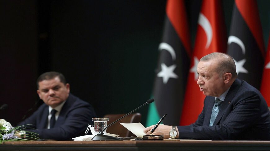 Why has Turkey turned to Libya's Gadhafi family? / Fehim Tastekin