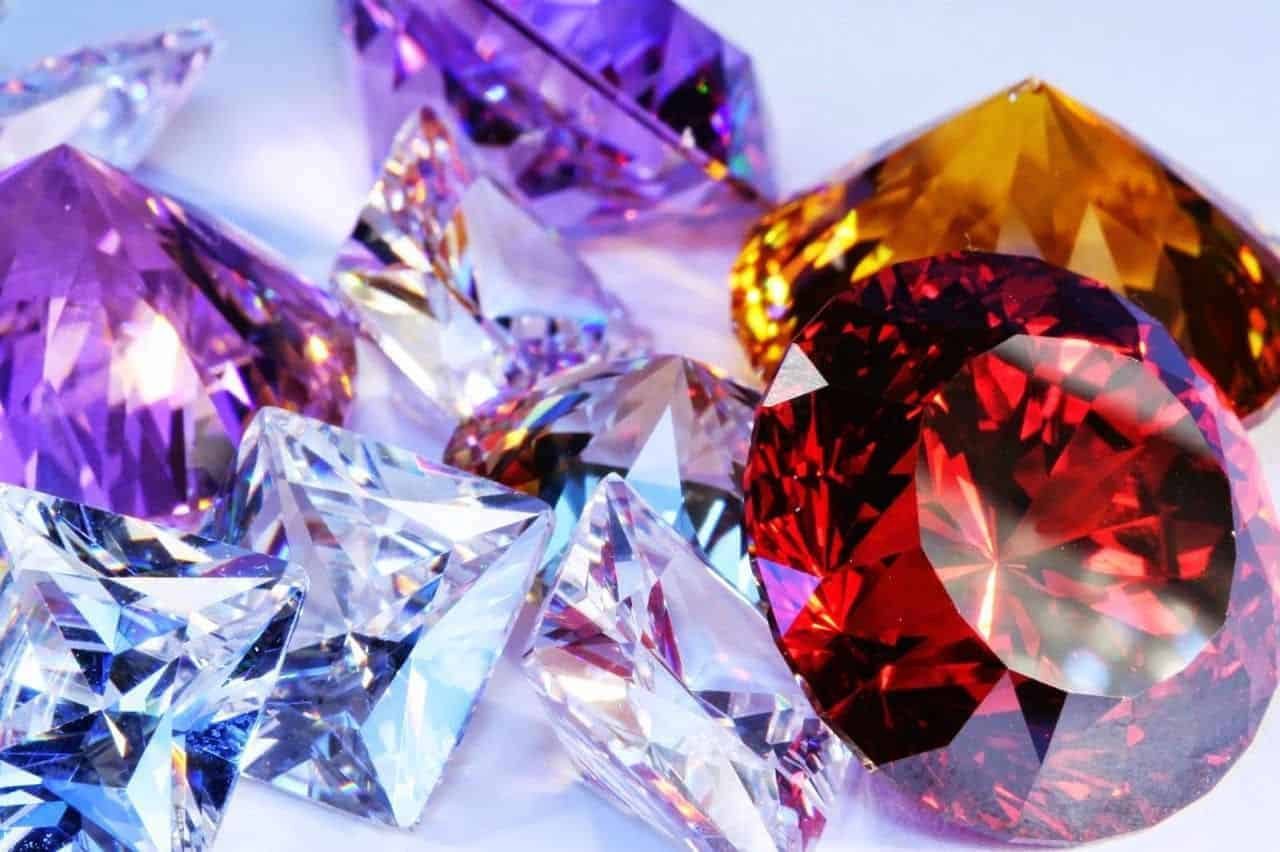 واردات؛ تولید سنگ های قیمتی را از سکه انداخت