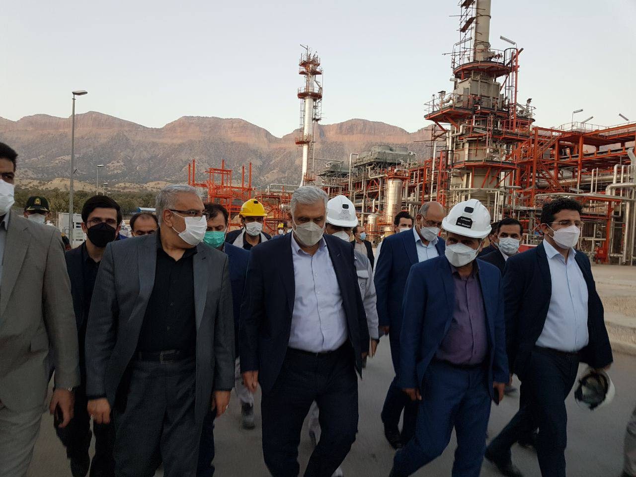 ایلام می‌تواند به یک قطب صنایع پایین دستی در کشور تبدیل شود