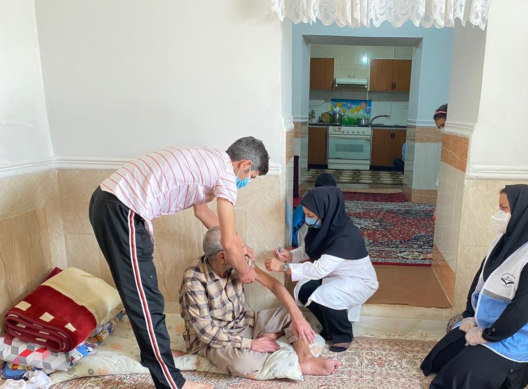 واکسیناسیون خانه به خانه  در پیرانشهر، سردشت و اشنویه انجام می شود