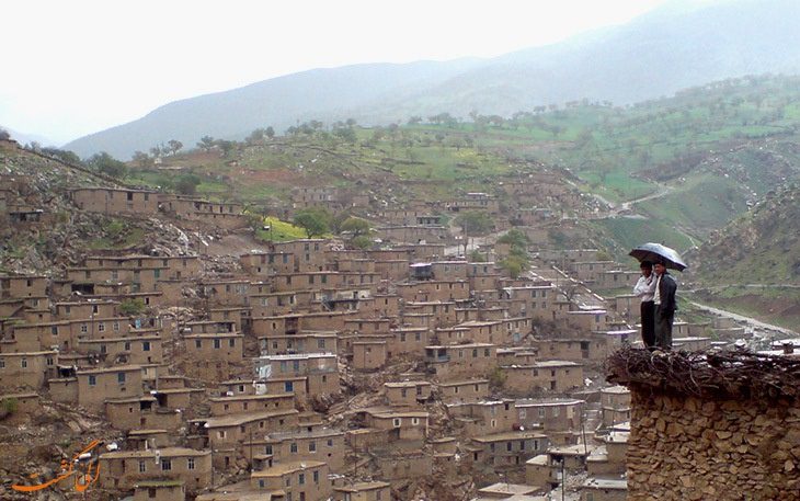 خانوارهای فاقد مسکن در پاوه و نودشه صاحب خانه می شوند