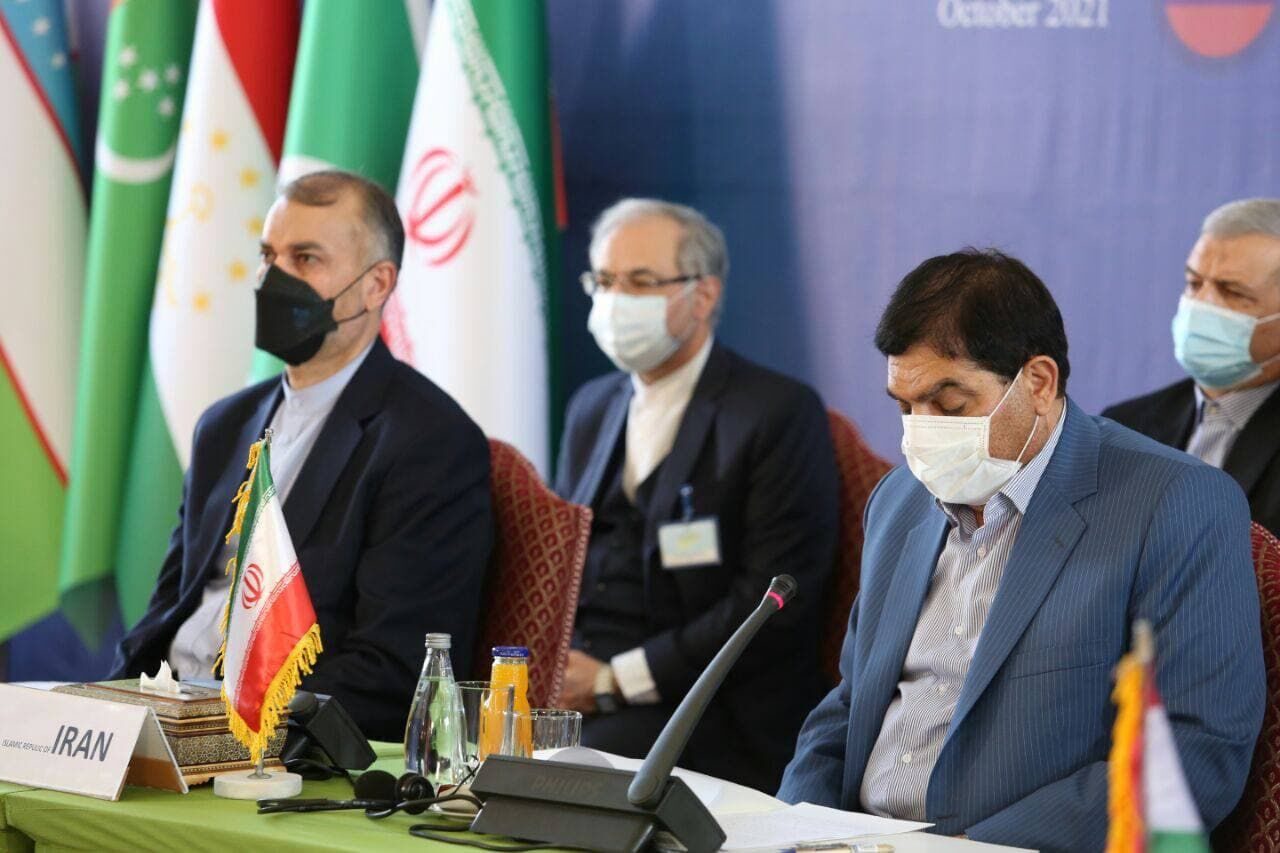 مخبر: اتکا به بیگانگان هیچ دولتی را سرپا نگه نمی‌دارد
