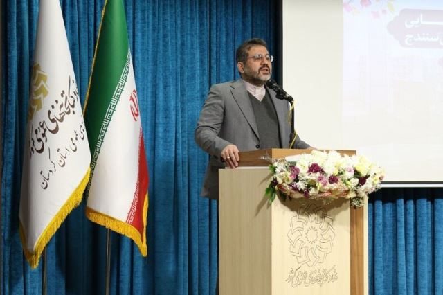 انجمن دف در کردستان راه اندازی می شود/سنندج نامزد عنوان پایتخت کتاب