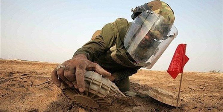 مین زدایی مناطق مرزی پیرانشهر و سردشت آغاز شد
