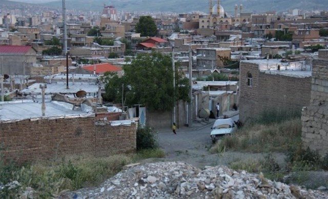 حاشیه نشینان ارومیه یک متر فضای سبز ندارند!