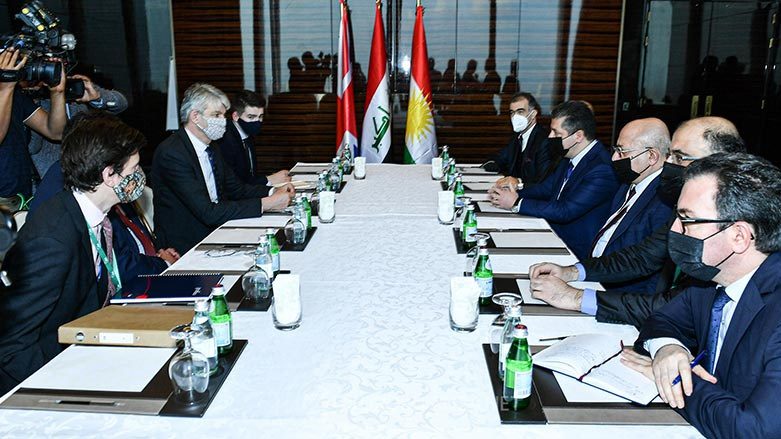 دیدار مسرور بارزانی با مشاور امنیت ملی انگلیس در حاشیه نشست منامه 2021