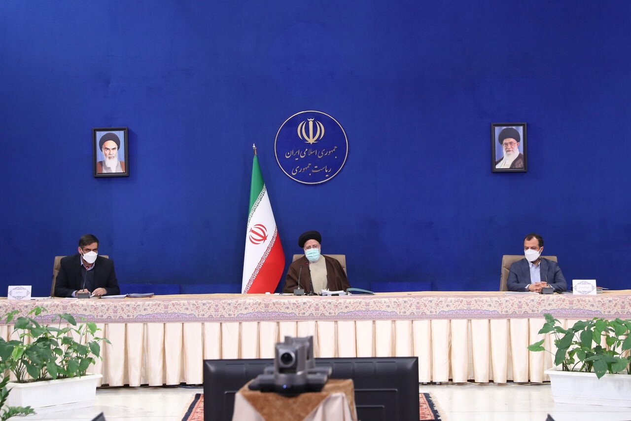 رییس جمهور: مناطق آزاد باید به اهداف اصلی تشکیل خود بازگردند