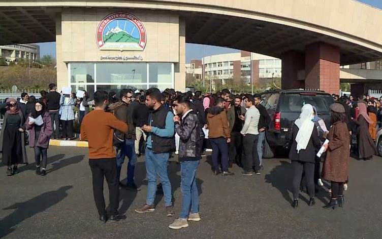 خشونت نیروهای امنیتی علیه رسانه ها و دانشجویان معترض در سلیمانیه، عامل اغتشاش است
