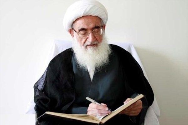 آیت‌الله نوری همدانی به اجلاسیه شهدای روحانی استان ایلام پیام داد