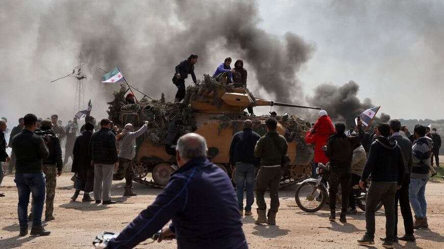 Currency crisis threatens Turkey's Syria strategy / Fehim Tastekin