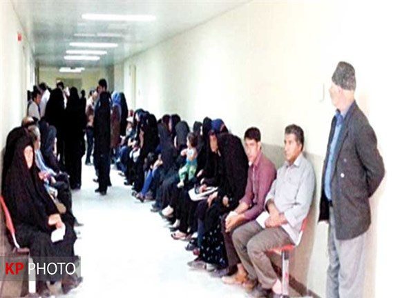 نبود کادر تخصصی درمان و کمبود تجهیزات پزشکی در تکاب و شاهین دژ