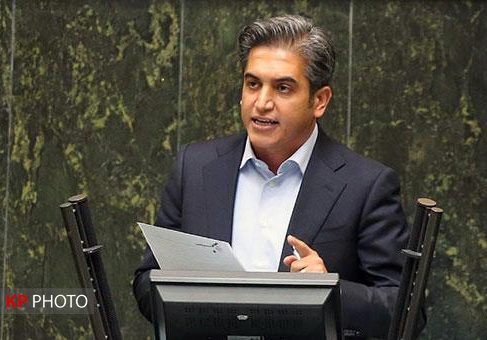 فتحی: جاده‌های سنندج و دیواندره به جاده‌های مرگ تبدیل شده‌اند