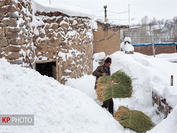 مسیر ٣٧٤ روستای آذربایجان غربی مسدود شد