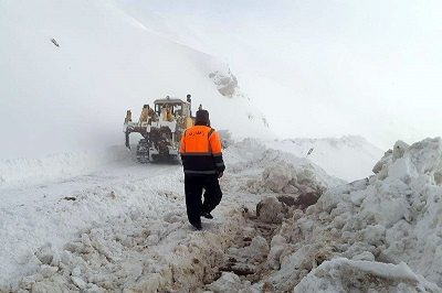 بازگشایی 75 درصد از راه های روستایی دیواندره