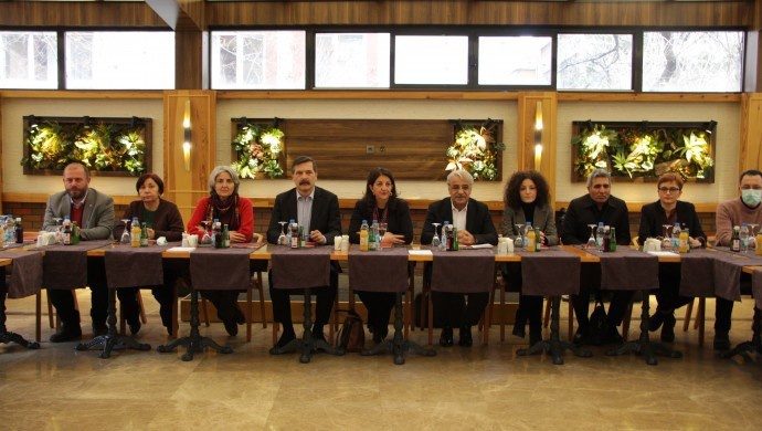 بیانیه مشترک HDP وهفت حزب چپ گرای ترکیه درباره تشکیل ائتلاف سوم