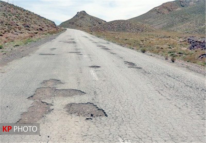 وضعیت نامناسب راه و گازرسانی از عقب افتادگی‌های آذربایجان غربی است