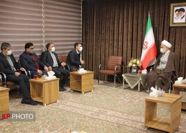 مشکلات گمرکات و مرزهای کردستان پیگیری می‌شود