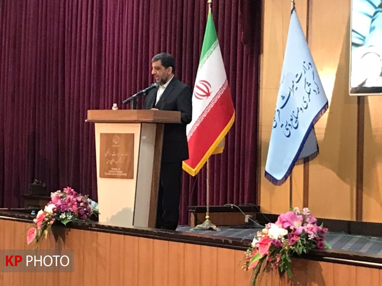 ضرغامی: «رقص کُردی» نماد وحدت و نشاط  ایرانی است