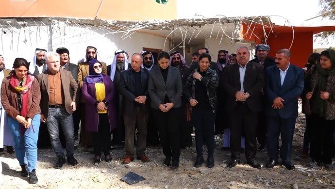 دیدار نمایندگان HDP از شنگال: در کنار شما ایستاده ایم