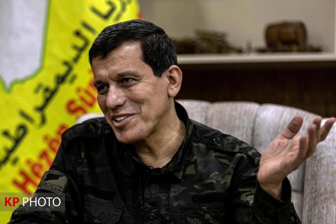 مەزڵوم کۆبانێ: داعش لە هەموو لایێکەوە دەورەی داوین