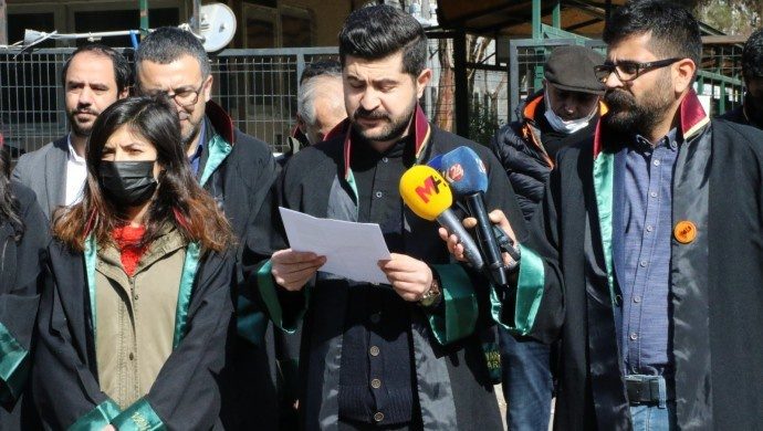 درخواست برای به پایان رسیدن انزوای اجباری اوجالان از سوی انجمن حقوق دانان آزادی