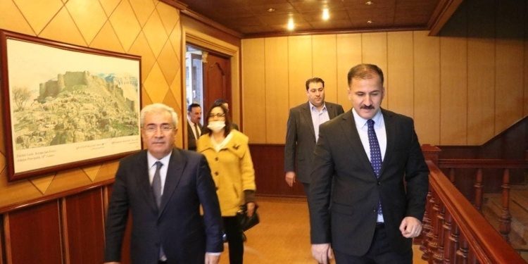 HDP delegation visits Sulaimani, meets with PUK members