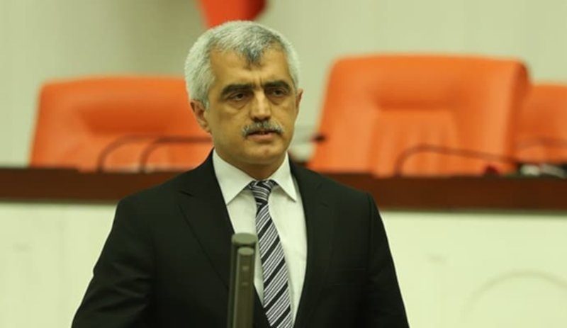 عمر فاروق گرگرلی اوغلو نماینده HDP ممنوع الخروج شد