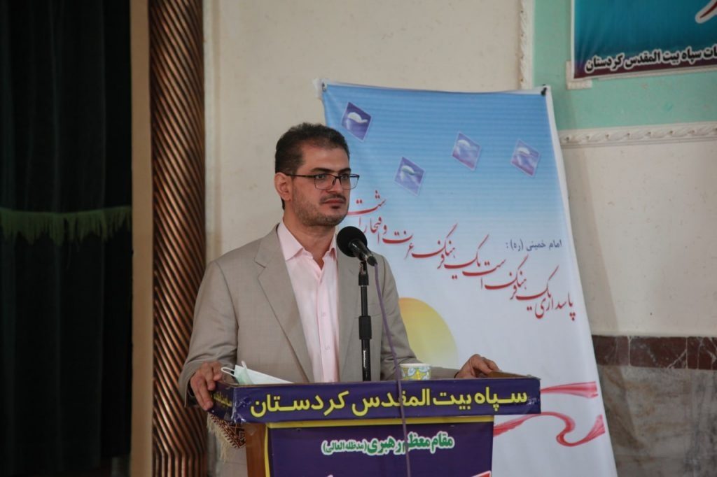 سپاه پاسداران نگین درخشان خدمت به نظام و انقلاب اسلامی است