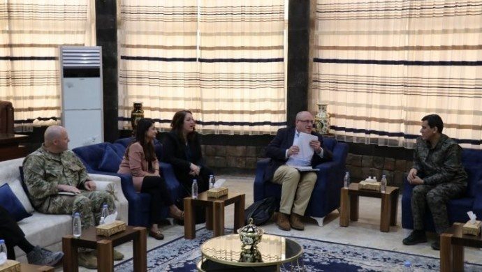 مظلوم کوبانی با هیأتی از نمایندگان و مسئولان سازمان ملل و آمریکا دیدار کرد
