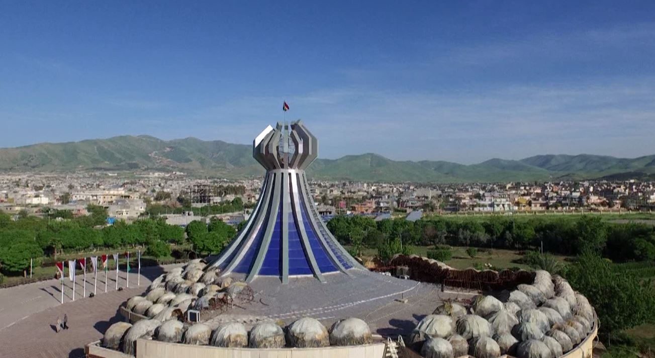 لە هەڵەبجە تیمێک لەباشترین پزیشکانی ئێران چارەسەری بەرکەوتووانی چەکی کیمیایی  دەکەن